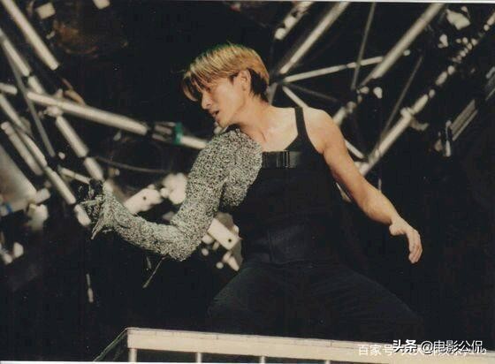 当刘德华遇到周杰伦,刘德华模仿贝克汉姆世界杯片段