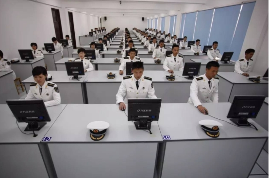 大连的海军院校,海军大连舰艇学院毕业什么军衔