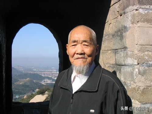 第一个向日本索赔的抗日老兵 (拒绝日本握手道歉的抗日老兵发言)