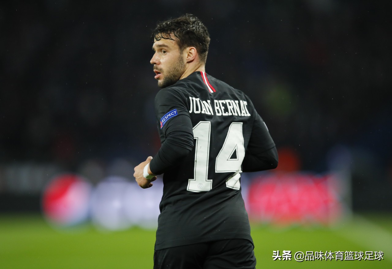 来自足坛最佳前锋的压迫感,欧洲媒体评选足坛历史最佳左后卫