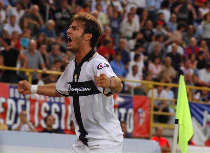 意大利时隔53年再夺欧洲杯冠军,拿过欧洲杯冠军的足球运动员