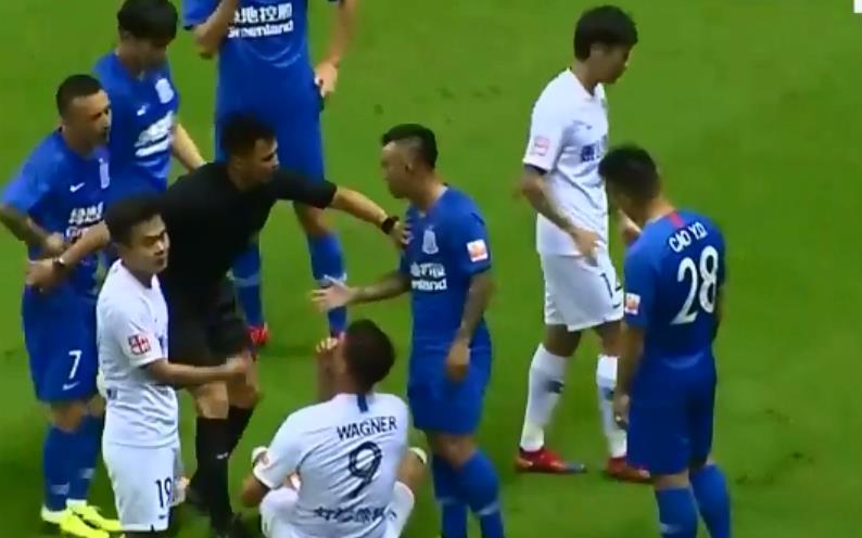 崔康熙成中超最大看点,中超外援骂崔康熙视频