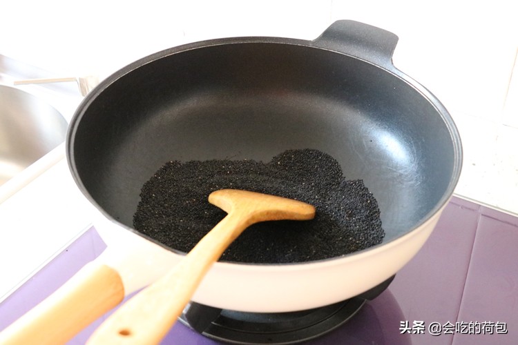 炒芝麻技巧,炒芝麻的正确步骤