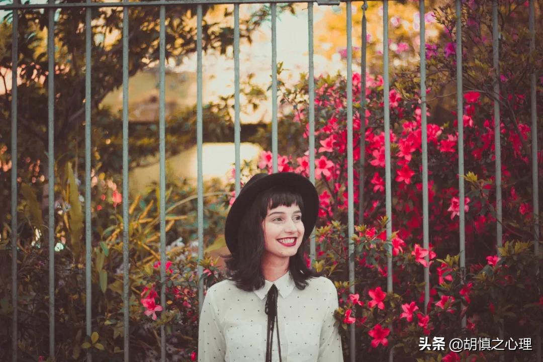 婚姻的实质是两个人相爱,婚姻的本质是两个家庭的交易