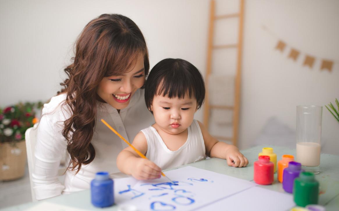 当孩子乖巧懂事时，爸妈却引以为傲？家长们要谨防“不安全依恋”