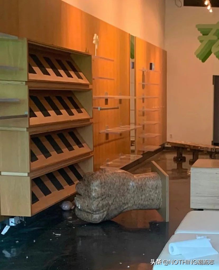 美国暴徒抢商店,美国暴徒抢劫