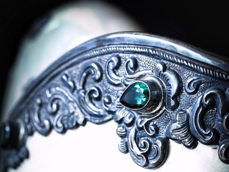 佩戴银饰变黑的原因,佩戴银饰有什么讲究