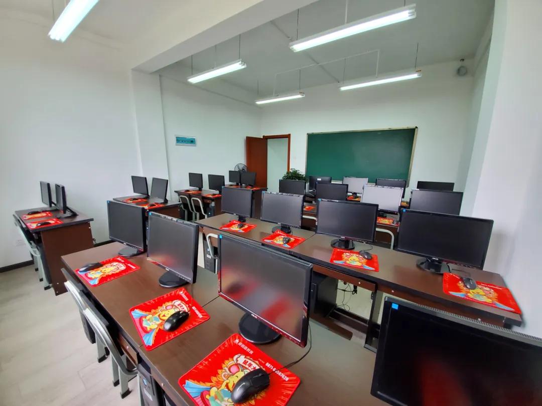 爱因森教育乘风破浪，筑梦前行，玫瑰湾校区火热开业啦