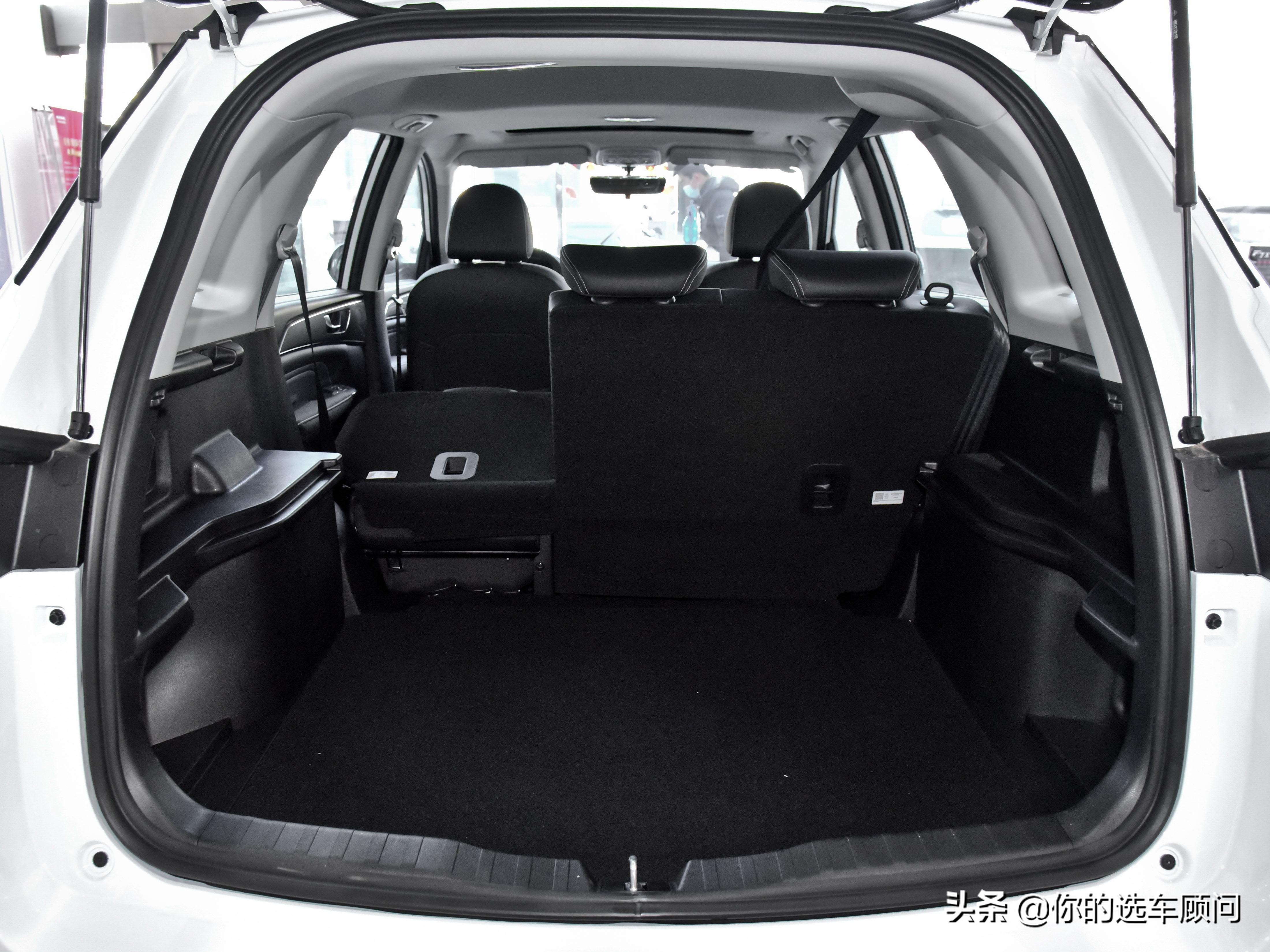 价格低空间大油耗低的suv,经济实惠的落地十万以内自动挡suv