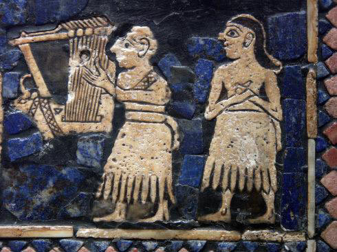 世界未解之谜沙漠中的雕像,专家在沙漠发现雕像