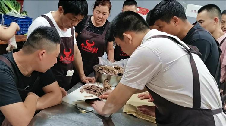 秘制淮南牛肉汤利润,正宗淮南牛肉汤价格