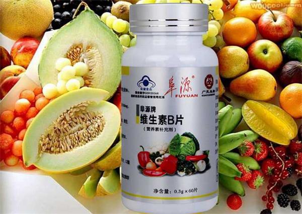 手上起疱疹很痒是什么原因,手上反复疱疹