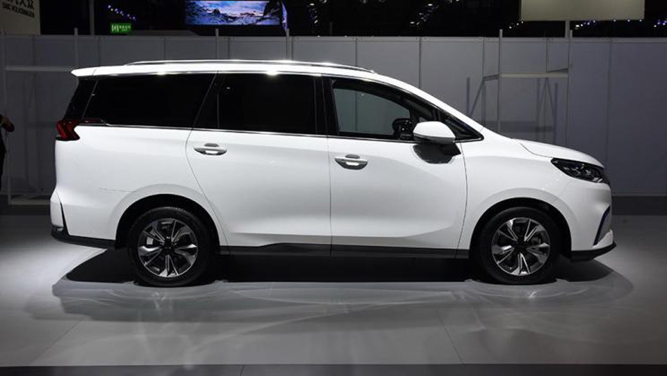 欧尚a500ev和a600ev区别,欧尚a600ev对比菱智m5ev