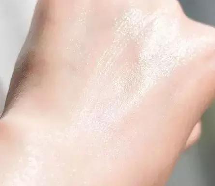 只要不停产就会无限回购的护肤品,只要不断货就一直卖的水乳