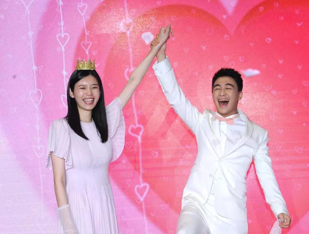 电视霸道总裁和现实中不一样,电视剧里的霸道总裁存在吗