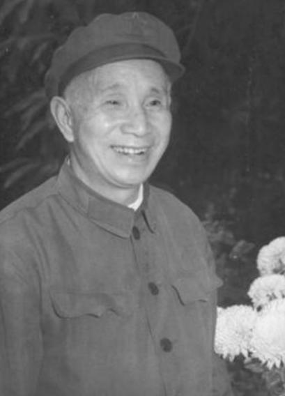 粟裕大将习武史：拿癞蛤蟆练习枪法，被国民*党**传言有三头六臂