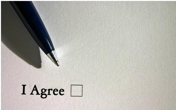 离职协议没有盖章签字是否有效,协议离职签字后公司反悔不盖章了