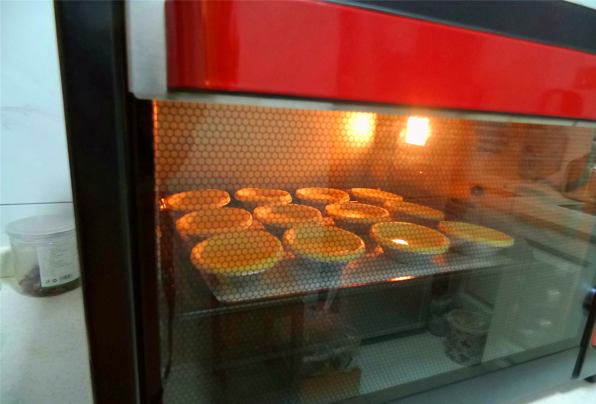 葡式蛋挞皮怎么做才酥脆,港式葡式蛋挞最正宗的做法