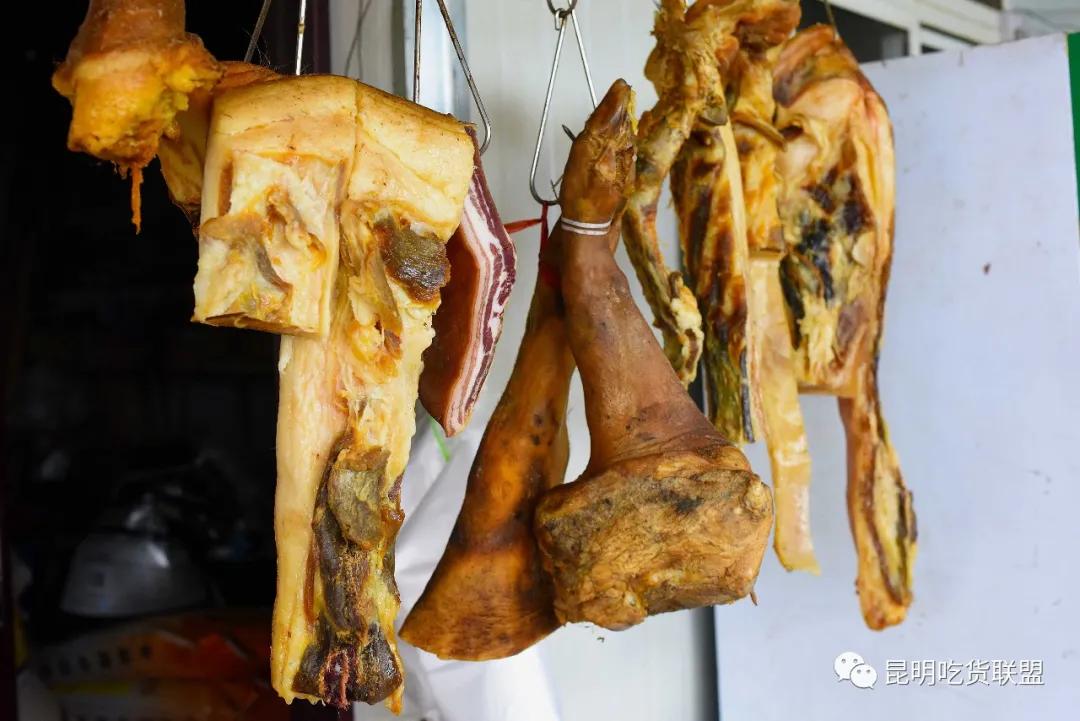 自驾29分钟到，昆明边大片红将军成熟可摘，1口糖心甜蜜又多汁