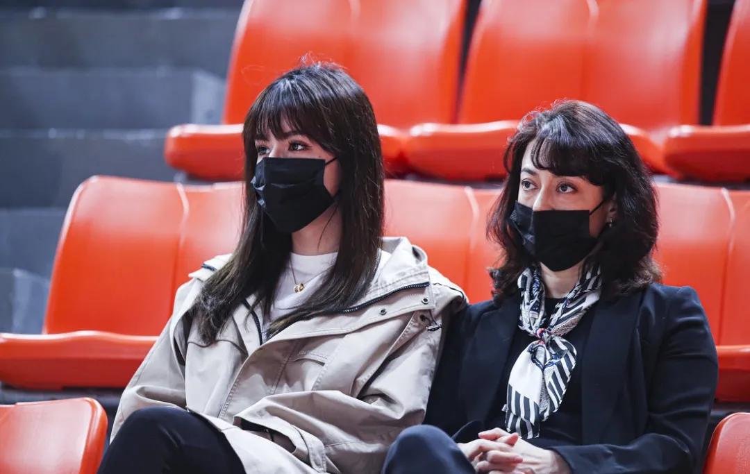 阿的江女儿惊艳全场,阿的江女儿最漂亮的照片