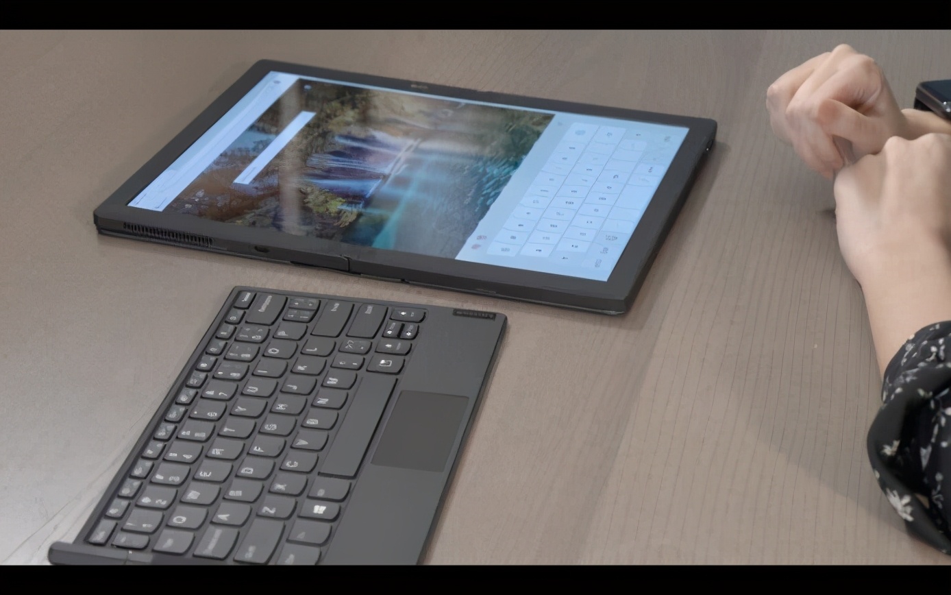 联想thinkpadx1fold512g测评,thinkpadx1fold折叠屏电脑开箱