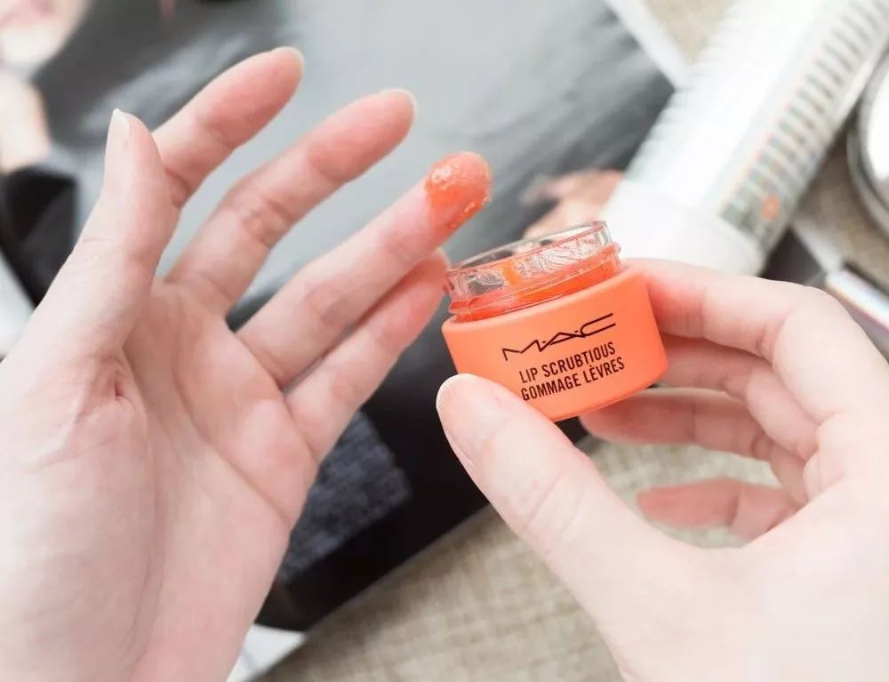 去角质搓出来的泥代表什么,去角质搓下来的真的是角质吗