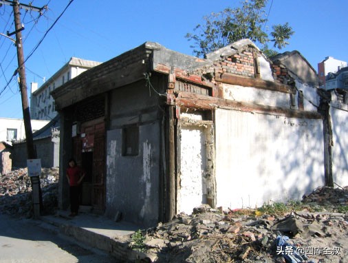 北京市崇文区花市大街上堂子胡同,北京80年代老楼拆迁吗