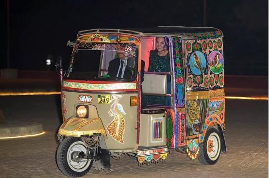 王室哈里梅根,威廉凯特哈里梅根同框