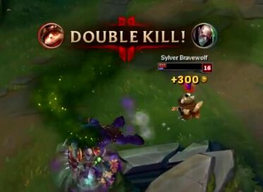 英雄联盟怎么避免遇到坑队友,英雄联盟怎么避免被坑