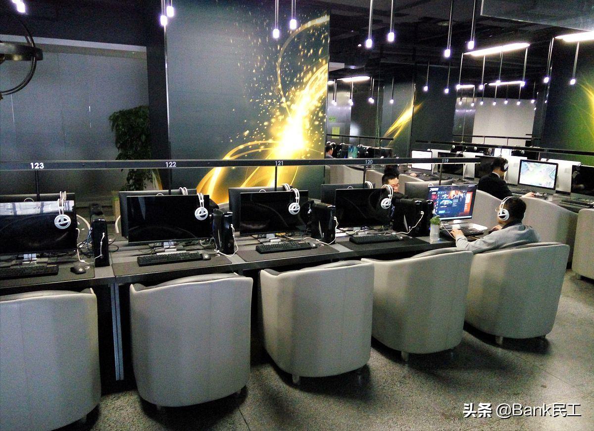 网吧行业发展现状,网吧的崛起与衰落