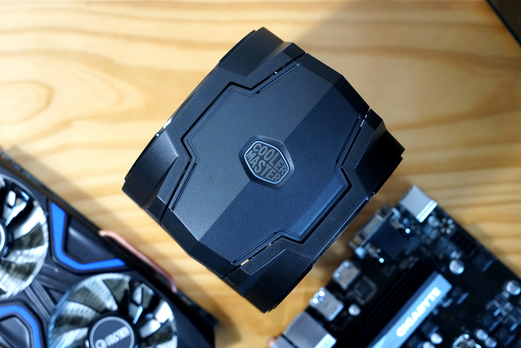 diy水冷高端机箱,电脑装机diy机箱推荐哪款