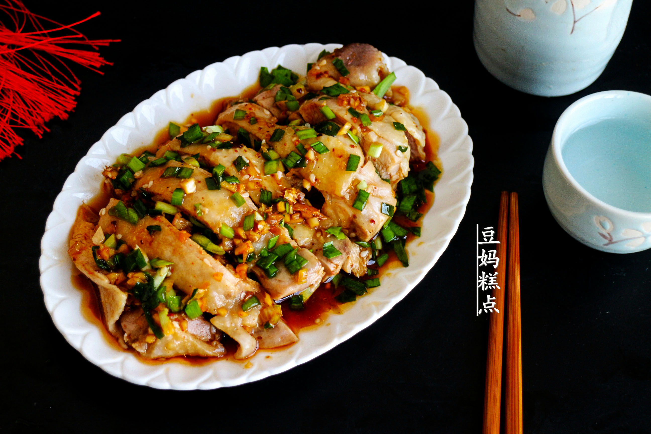 大盘鸡怎么做,大年三十鸡怎么吃好呢