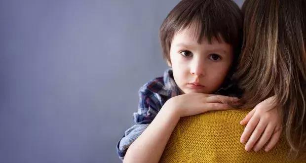 孩子老是说肚子疼该怎么解决,小孩总说肚子疼什么原因怎么治疗