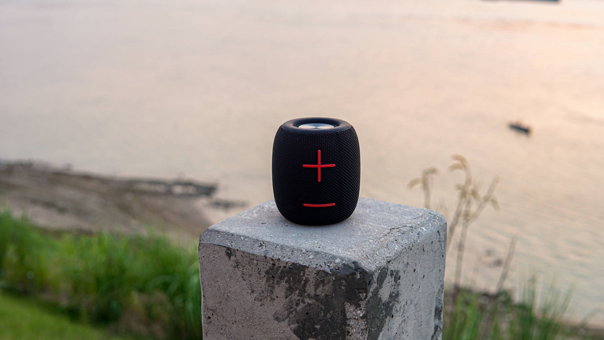 时下青年外出游玩必带的神器，SanagM11蓝牙音箱