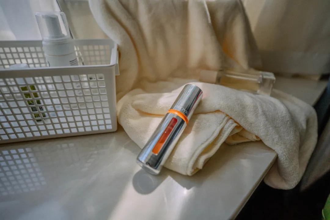 夏日的浪漫洗衣液香味持久留香,真丝护色洗衣液桑蚕丝专用