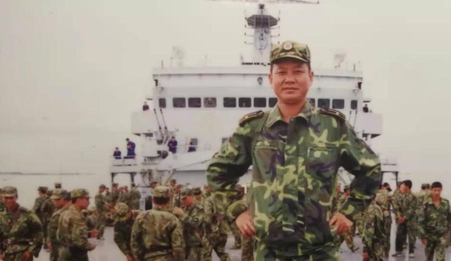 军营到警营初心未变,从军营到警营不变的赤胆忠诚