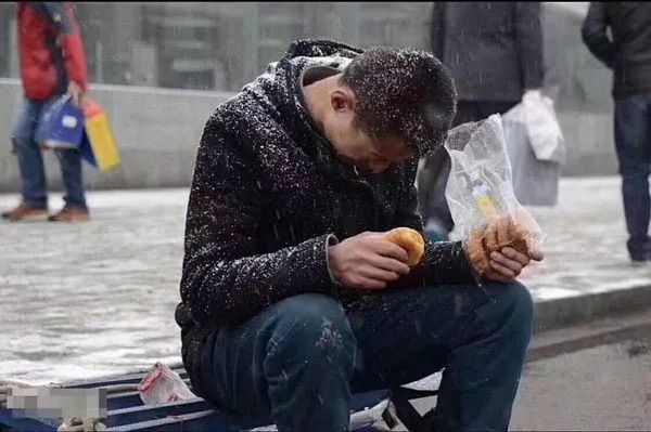 唯有创业经商才能致富,拼尽全力创业还是输给命运