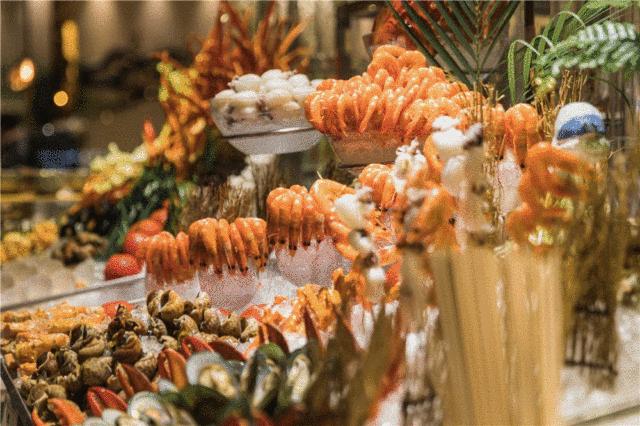 东莞|康帝国际酒店仅1199高级客房+自助早晚餐+饮品券2张+小公仔