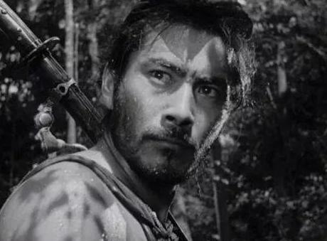 新冠状病毒拉响警报：疫情的《罗生门》下，什么原因让他做了强盗