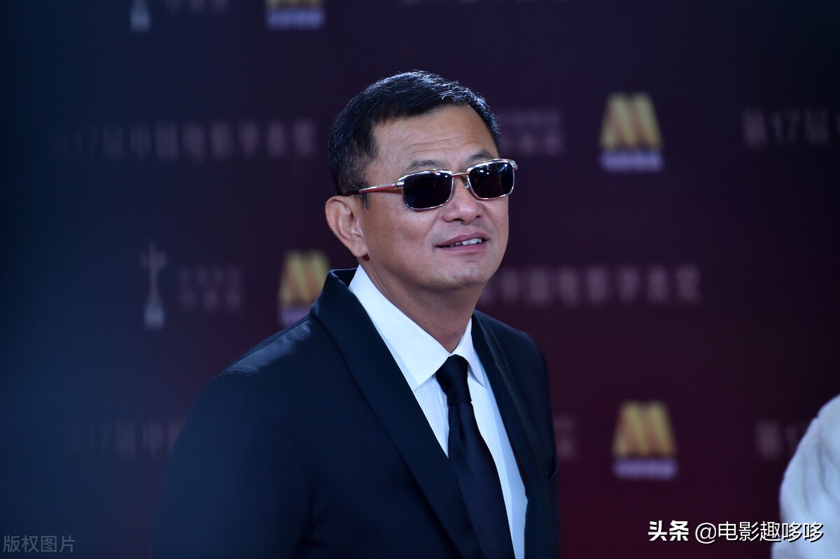 贺岁片是谁开创的,贺岁片鼻祖