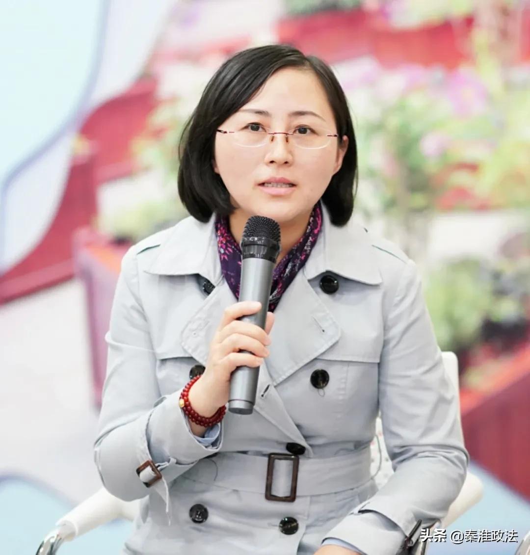 “转角遇见·百草园”为秦淮中医院输入创新发展正能量