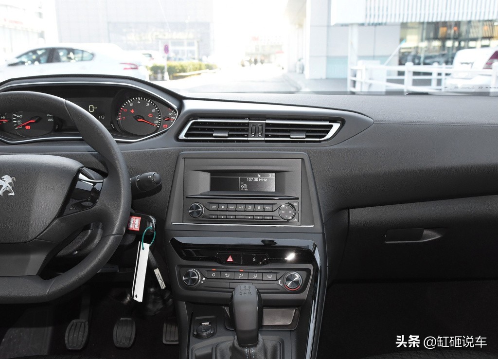 标致308底盘稳,标致308底盘低怎么回事