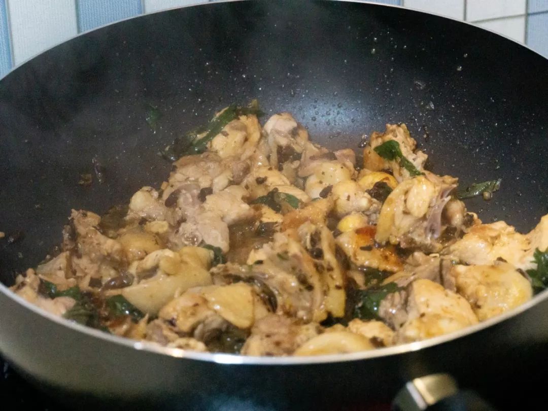 香港大元酒家秘传的「豆豉酱」，用它来做豆豉鸡，没有人能比得上