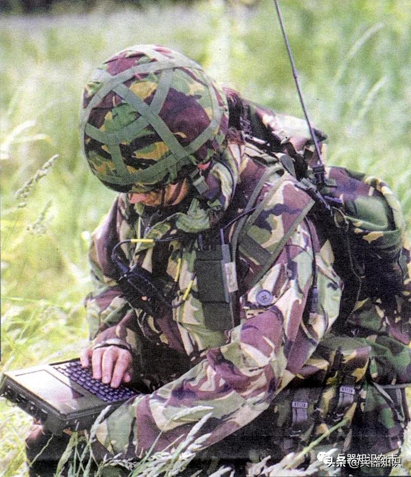 西班牙皮兰哈轮式步兵战车,皮兰哈轮式装甲车