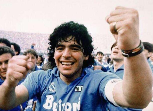 足坛十大前锋之c罗,足坛最有天赋的十大球星