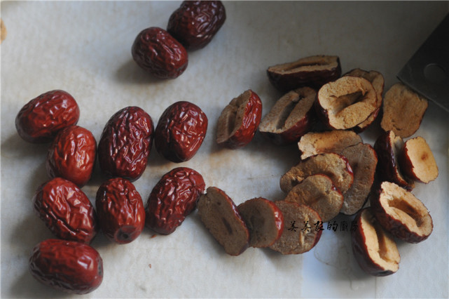 黑米球做法步骤,黑米球的做法