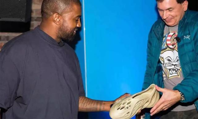 新yeezy拖鞋,yeezy拖鞋新配色