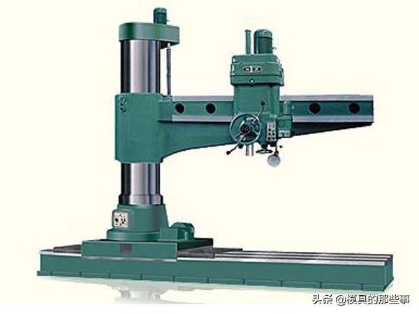 摇臂钻床攻丝m36怎么操作,用摇臂钻床在铝材上攻丝技巧