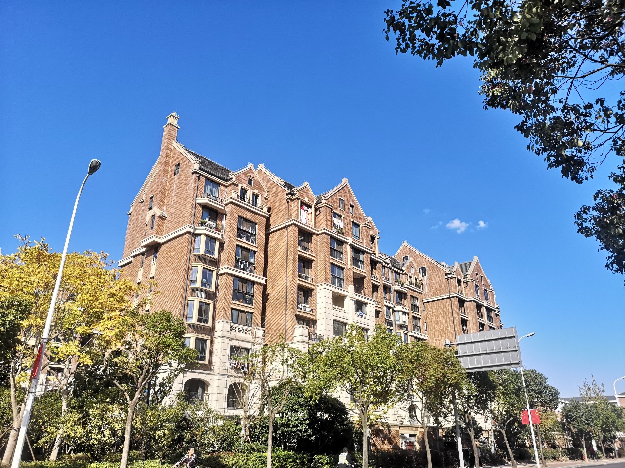 浦东唐镇位置好不好,上海浦东唐镇有什么发展