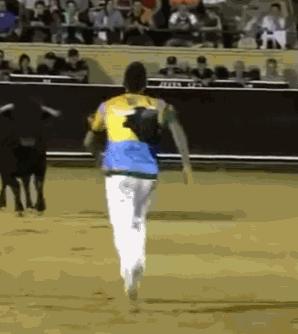 被牛角顶了是什么感觉,被牛角顶了是什么样